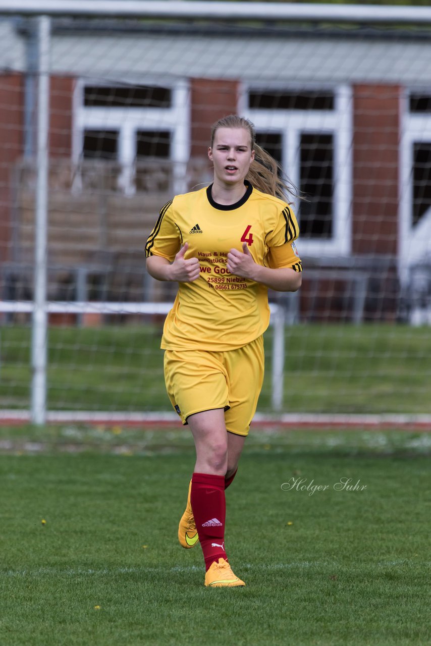 Bild 271 - B-Juniorinnen VfL Oldesloe - JSG Sdtondern : Ergebnis: 2:0